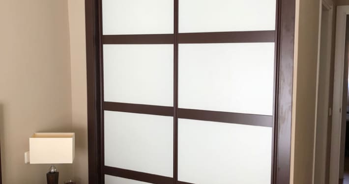 Trabajo realizado armario empotrado de puertas correderas estilo japones